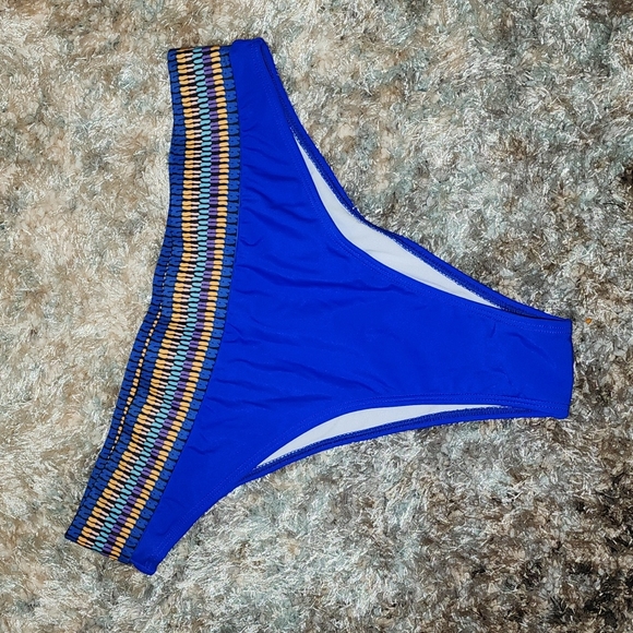 🧿 royal blue Aztec print bikini bottom 🧿 - Picture 2 of 6